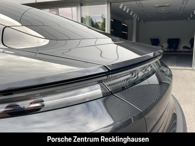 Porsche Taycan 4 Surround-View LED-Matrix Luftfederung