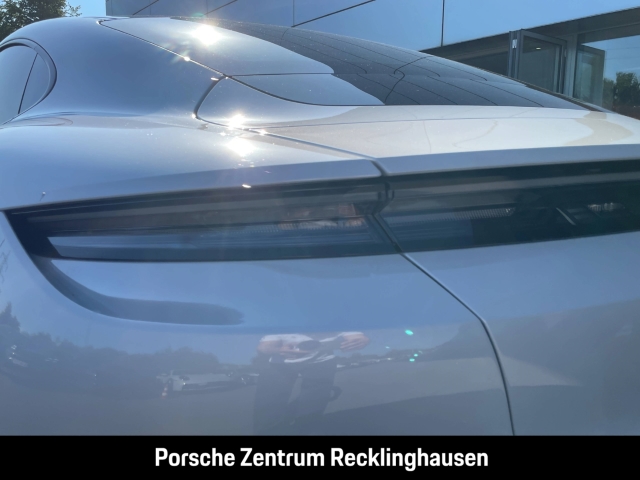 Porsche Taycan Surround-View Panoramadach BOSE 20-Zoll