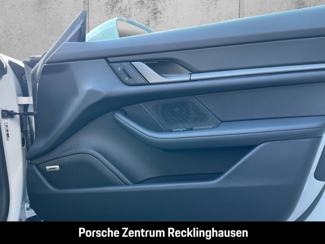 Porsche Taycan Surround-View Panoramadach BOSE 20-Zoll