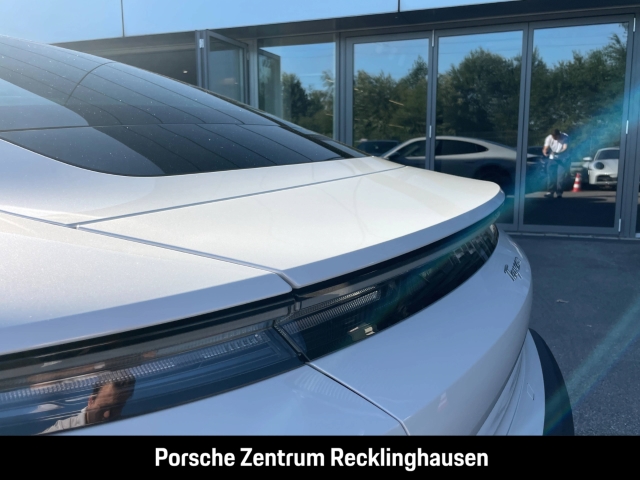 Porsche Taycan Surround-View Panoramadach BOSE 20-Zoll