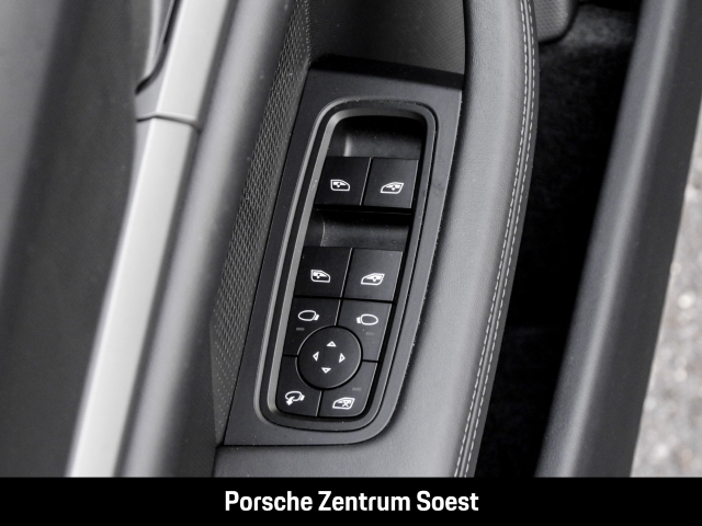 Porsche Taycan Sport Chrono/20-Zoll/Panoramadach/BOSE