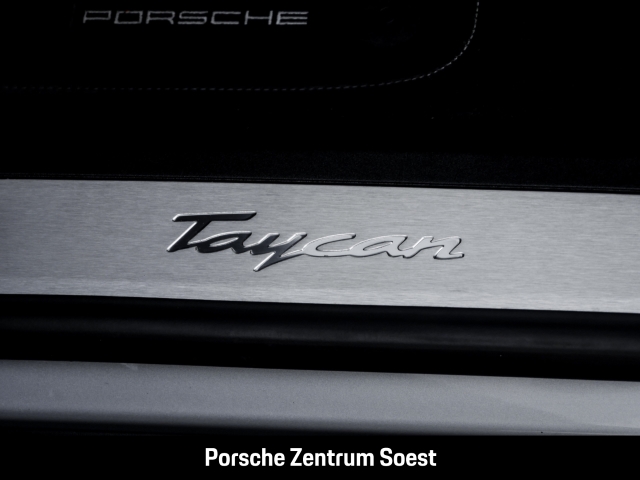 Porsche Taycan Sport Chrono/20-Zoll/Panoramadach/BOSE