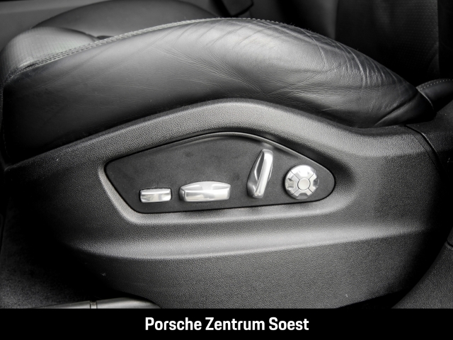 Porsche Cayenne /21-Zoll/PASM/Panoramadach/ParkAssistent