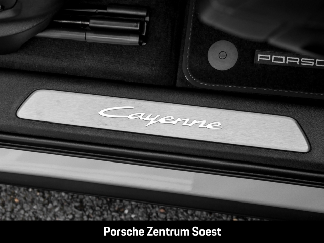 Porsche Cayenne E-Hybrid/21-Zoll/PASM/Panoramadach/BOSE