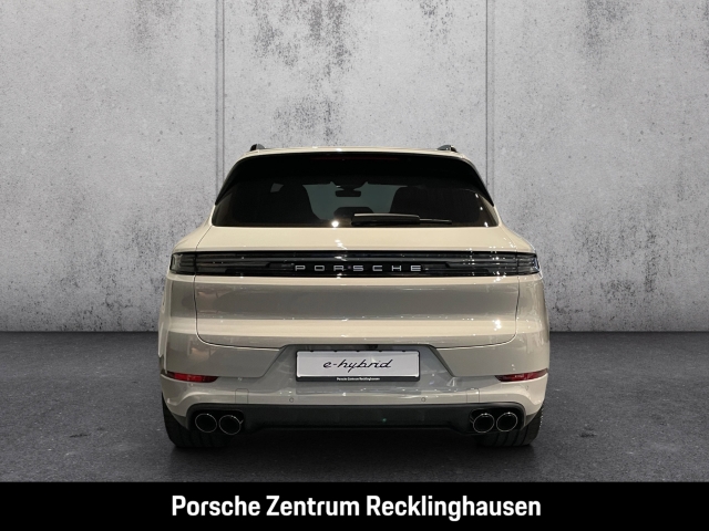 Porsche Cayenne E-Hybrid HA-Lenkung InnoDrive Head-Up