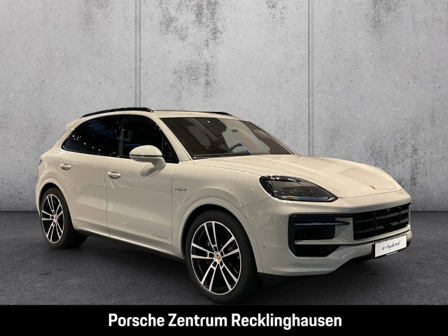 Porsche Cayenne E-Hybrid HA-Lenkung InnoDrive Head-Up