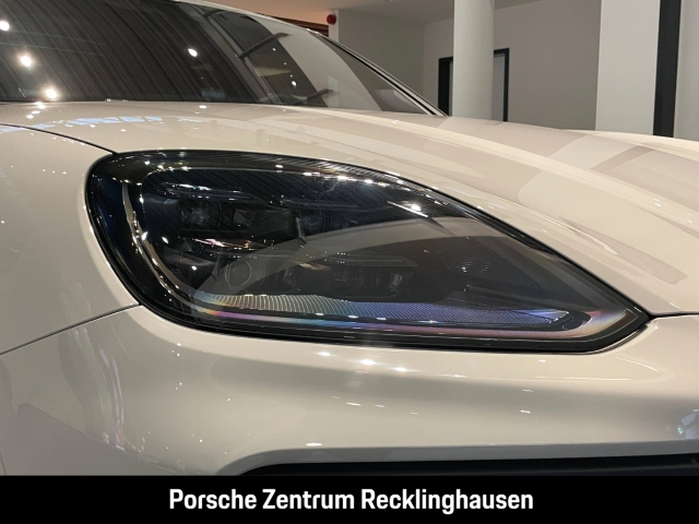 Porsche Cayenne E-Hybrid HA-Lenkung InnoDrive Head-Up