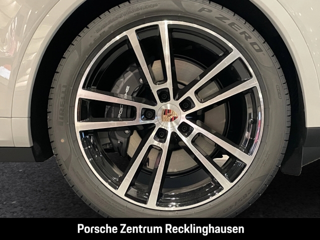 Porsche Cayenne E-Hybrid HA-Lenkung InnoDrive Head-Up