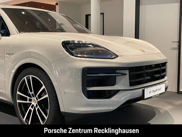 Porsche Cayenne E-Hybrid HA-Lenkung InnoDrive Head-Up