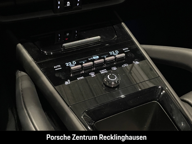 Porsche Cayenne E-Hybrid HA-Lenkung InnoDrive Head-Up