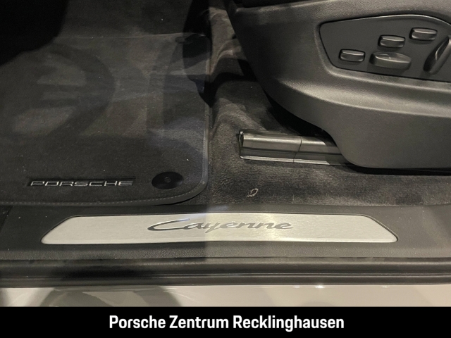 Porsche Cayenne E-Hybrid HA-Lenkung InnoDrive Head-Up