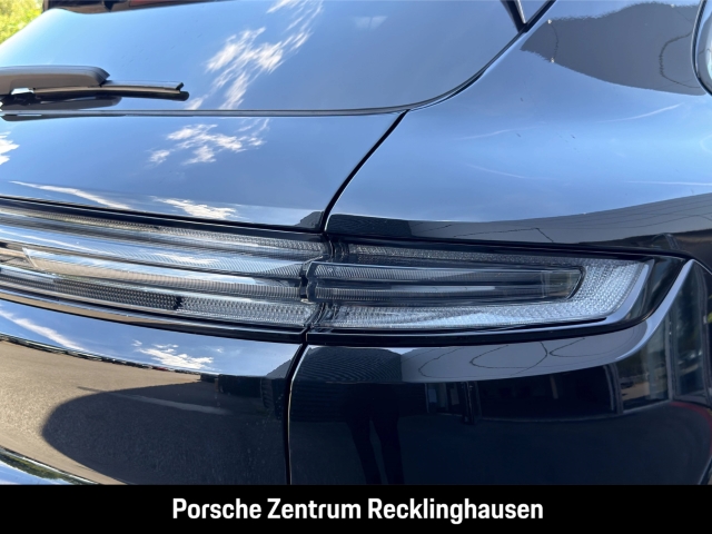 Porsche Cayenne E-Hybrid Black Edition InnoDrive Head-Up