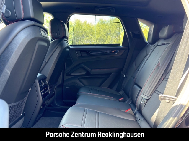 Porsche Cayenne E-Hybrid Black Edition InnoDrive Head-Up