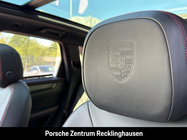 Porsche Cayenne E-Hybrid Black Edition InnoDrive Head-Up