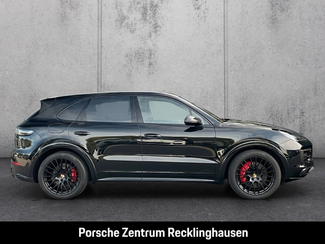 Porsche Cayenne GTS InnoDrive Head-Up Display LED-Matrix