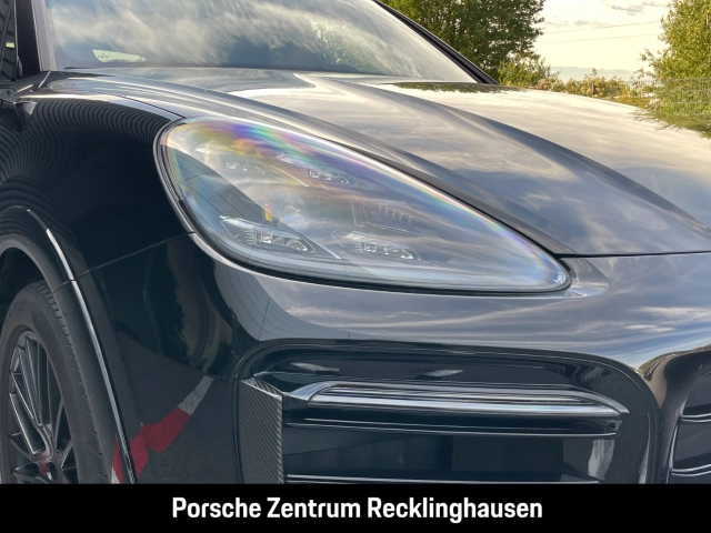 Porsche Cayenne GTS InnoDrive Head-Up Display LED-Matrix