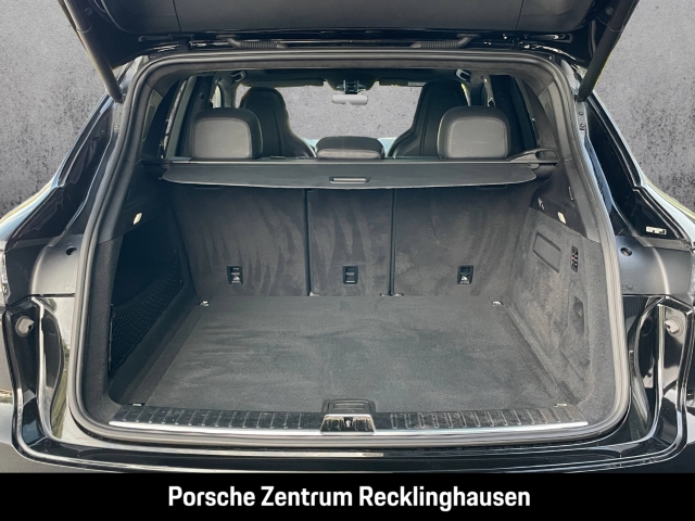 Porsche Cayenne GTS InnoDrive Head-Up Display LED-Matrix