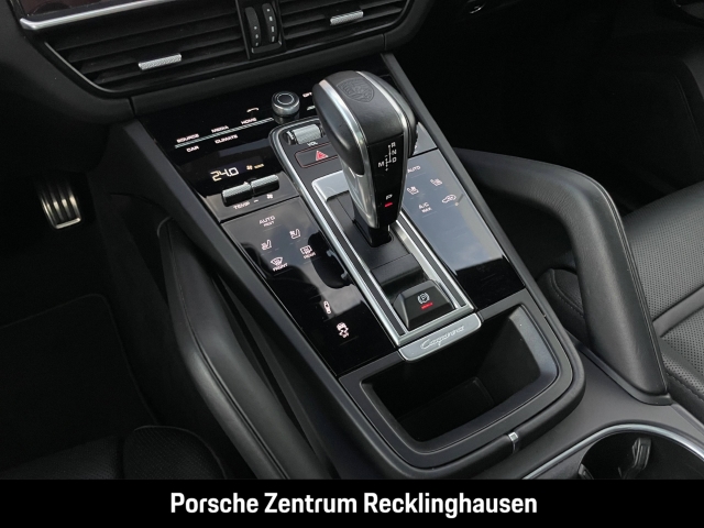 Porsche Cayenne GTS InnoDrive Head-Up Display LED-Matrix