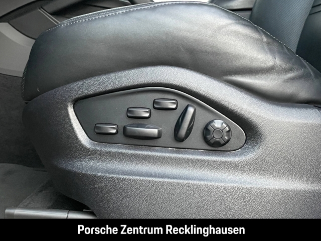 Porsche Cayenne GTS InnoDrive Head-Up Display LED-Matrix