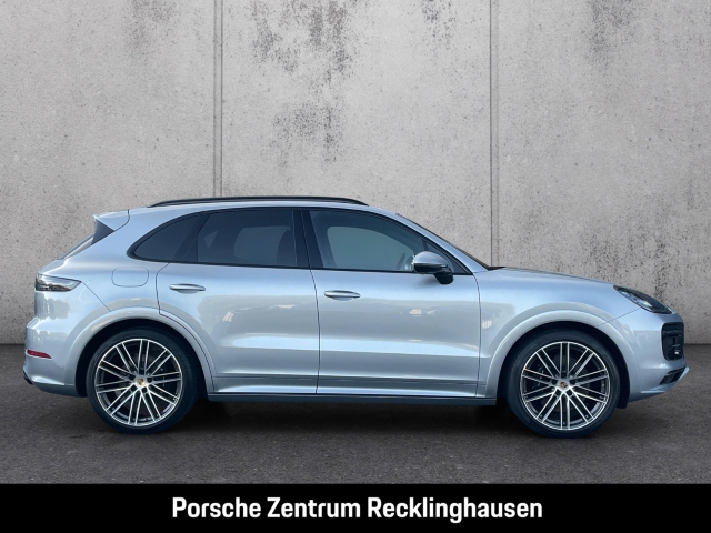 Porsche Cayenne GTS LED-Matrix Standheizung BOSE PASM
