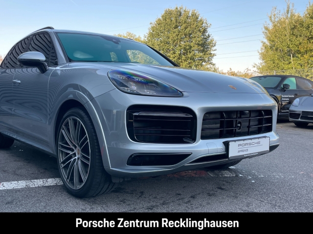 Porsche Cayenne GTS LED-Matrix Standheizung BOSE PASM