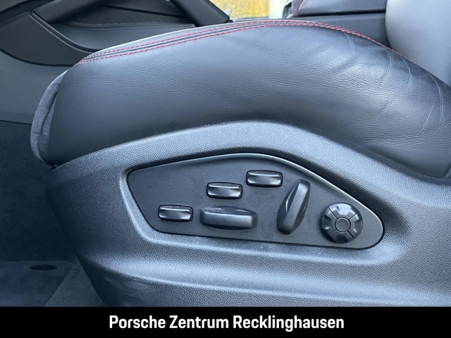 Porsche Cayenne GTS LED-Matrix Standheizung BOSE PASM