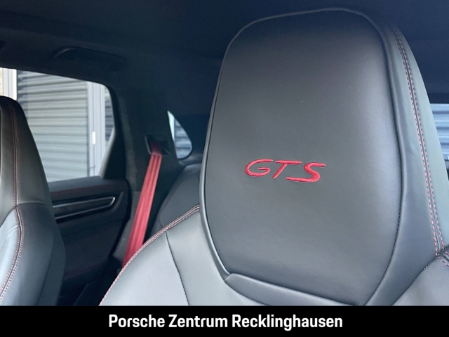Porsche Cayenne GTS LED-Matrix Standheizung BOSE PASM