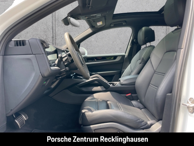 Porsche Cayenne E-Hybrid BOSE Luftfederung Panoramadach