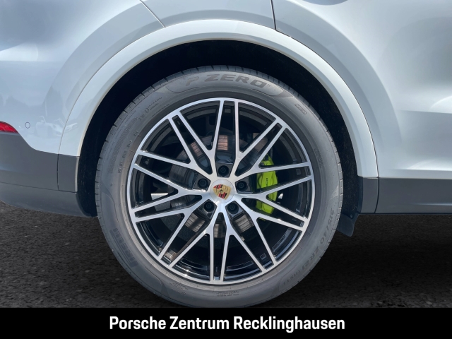 Porsche Cayenne E-Hybrid BOSE Luftfederung Panoramadach