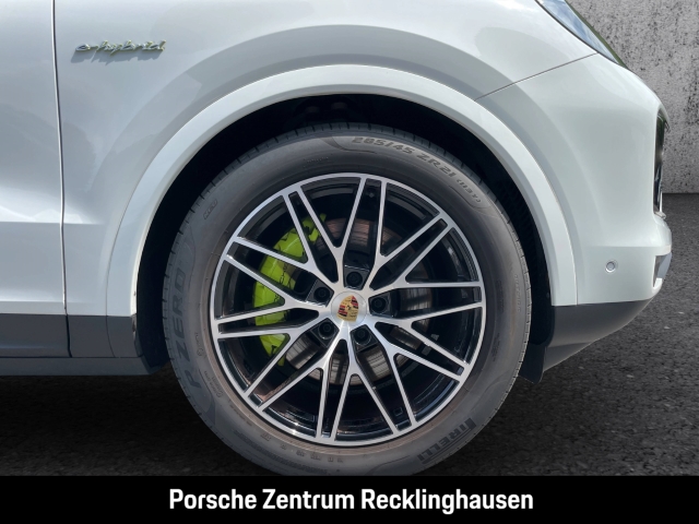 Porsche Cayenne E-Hybrid BOSE Luftfederung Panoramadach