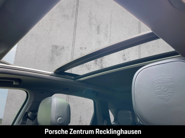 Porsche Cayenne E-Hybrid BOSE Luftfederung Panoramadach