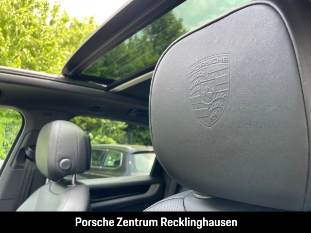 Porsche Cayenne E-Hybrid BOSE Luftfederung Panoramadach