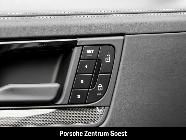Porsche Cayenne GTS/21 Zoll/PDCC/Head-UP/Panorama/BOSE