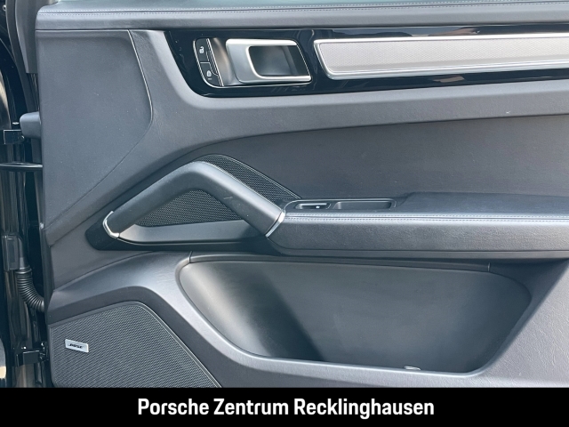 Porsche Cayenne Coupe Platinum Edition HA-Lenkung BOSE
