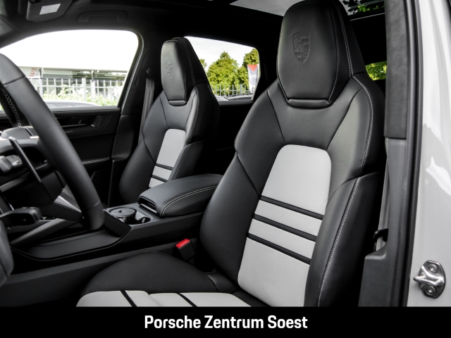 Porsche Cayenne GTS/22-Zoll/PDCC/Panoramadach/Burmester
