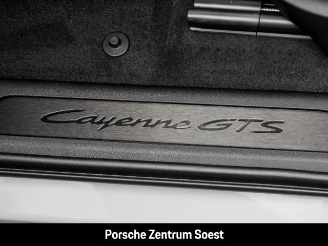 Porsche Cayenne GTS/22-Zoll/PDCC/Panoramadach/Burmester