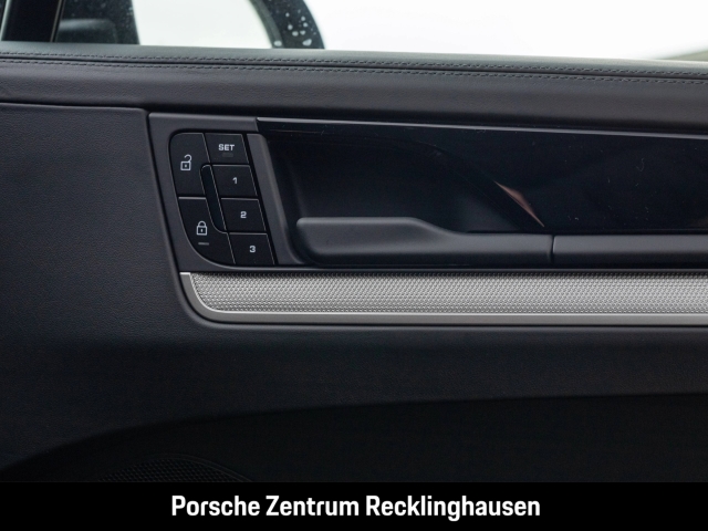 Porsche Cayenne Coupe InnoDrive Head-Up LED-Matrix BOSE