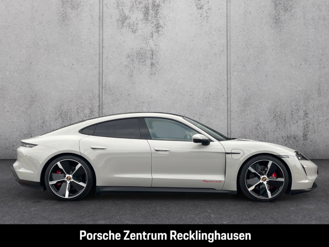 Porsche Taycan 4S LED-Matrix BOSE 21-Zoll Rückfahrkamera