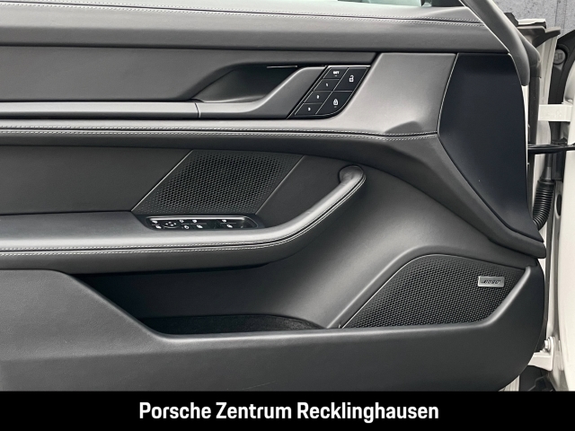 Porsche Taycan 4S LED-Matrix BOSE 21-Zoll Rückfahrkamera