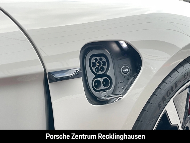 Porsche Taycan 4S LED-Matrix BOSE 21-Zoll Rückfahrkamera