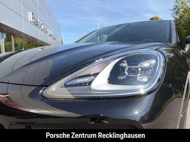 Porsche Cayenne E-Hybrid Coupe Platinum Edition InnoDrive