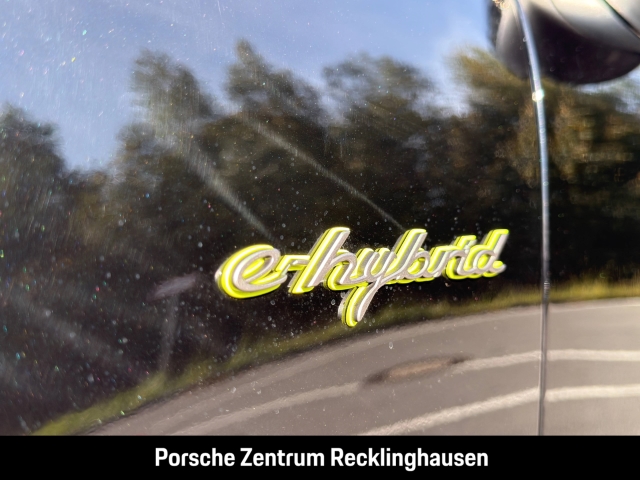 Porsche Cayenne E-Hybrid Coupe Platinum Edition InnoDrive