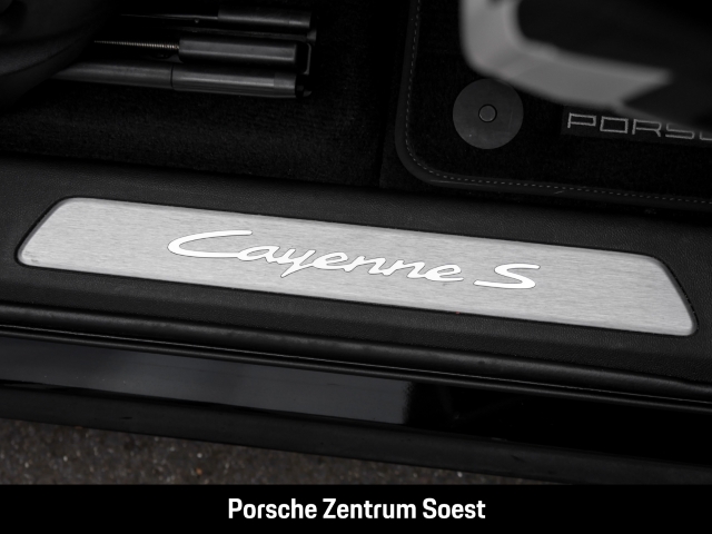 Porsche Cayenne S/22-Zoll/Bose/Panorama/18-Wege/PASM