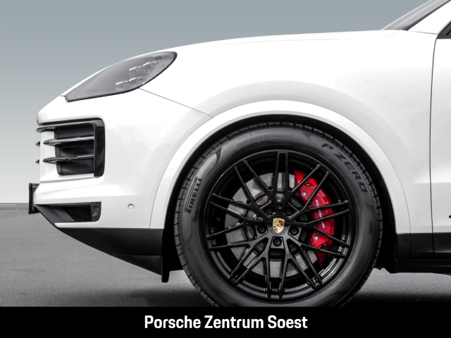 Porsche Cayenne S/Offroad-Paket/PASM/Panoramadach/BOSE