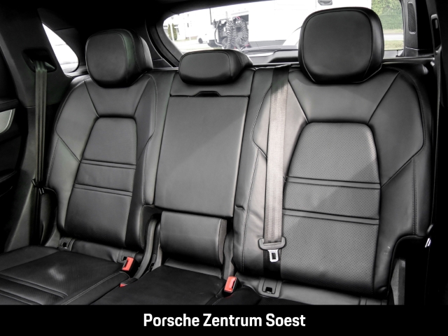 Porsche Cayenne S/Offroad-Paket/PASM/Panoramadach/BOSE