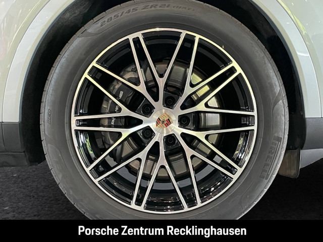 Porsche Cayenne E-Hybrid Coupe InnoDrive Head-Up BOSE
