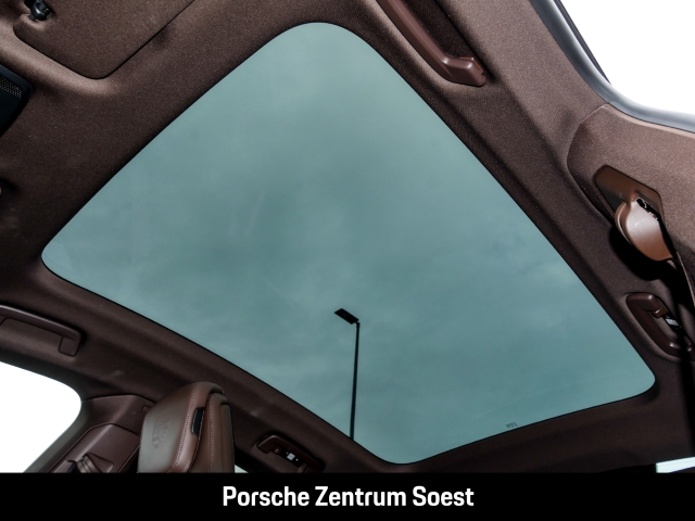 Porsche Taycan 4S/21-Zoll/Sport-Chrono/Panoramadach/BOSE