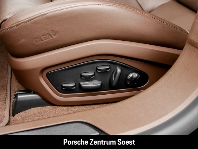 Porsche Taycan 4S/21-Zoll/Sport-Chrono/Panoramadach/BOSE