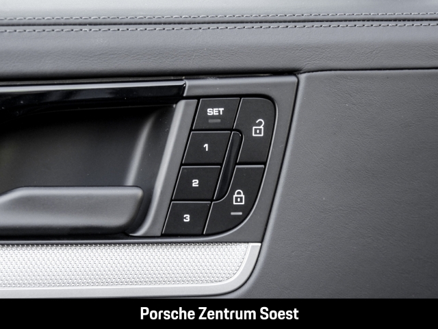 Porsche Cayenne S/22 Zoll/PASM/SportChrono/Panorama/BOSE