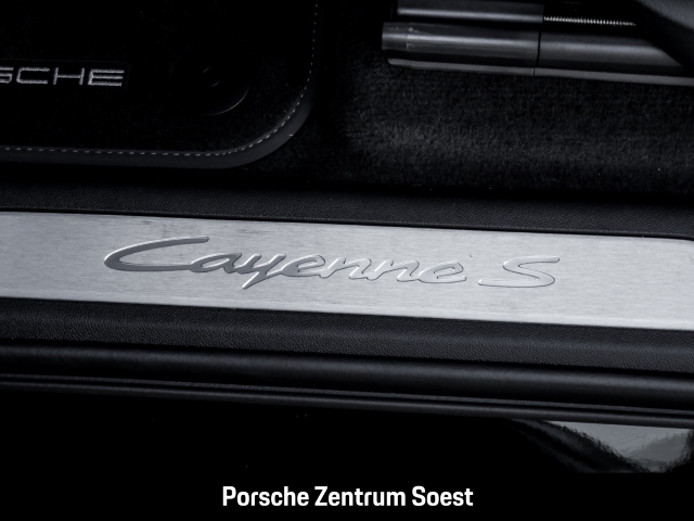 Porsche Cayenne S/22 Zoll/PASM/SportChrono/Panorama/BOSE